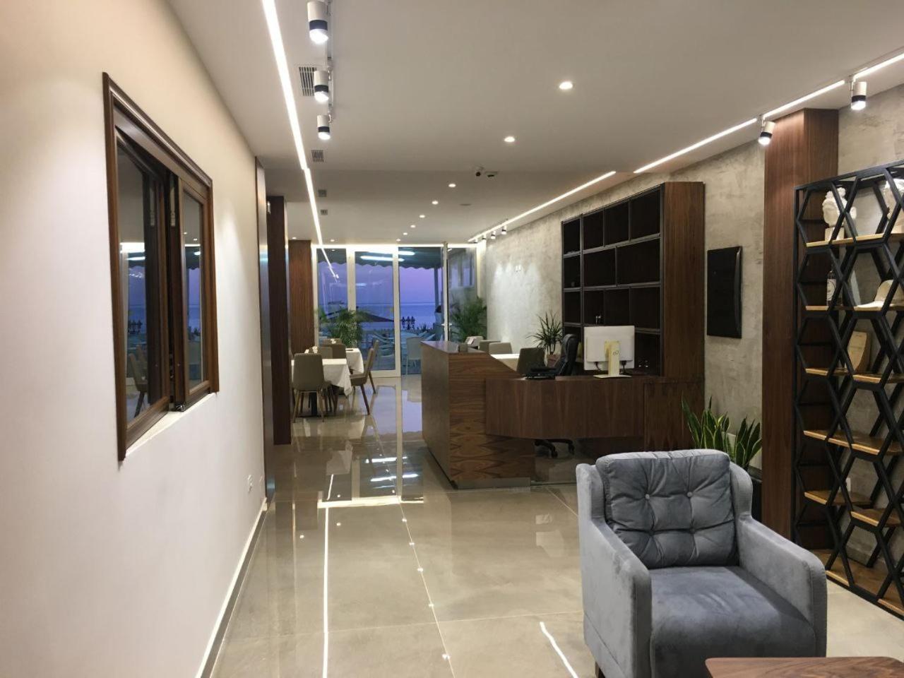 Hotel Maren Durres Exterior photo