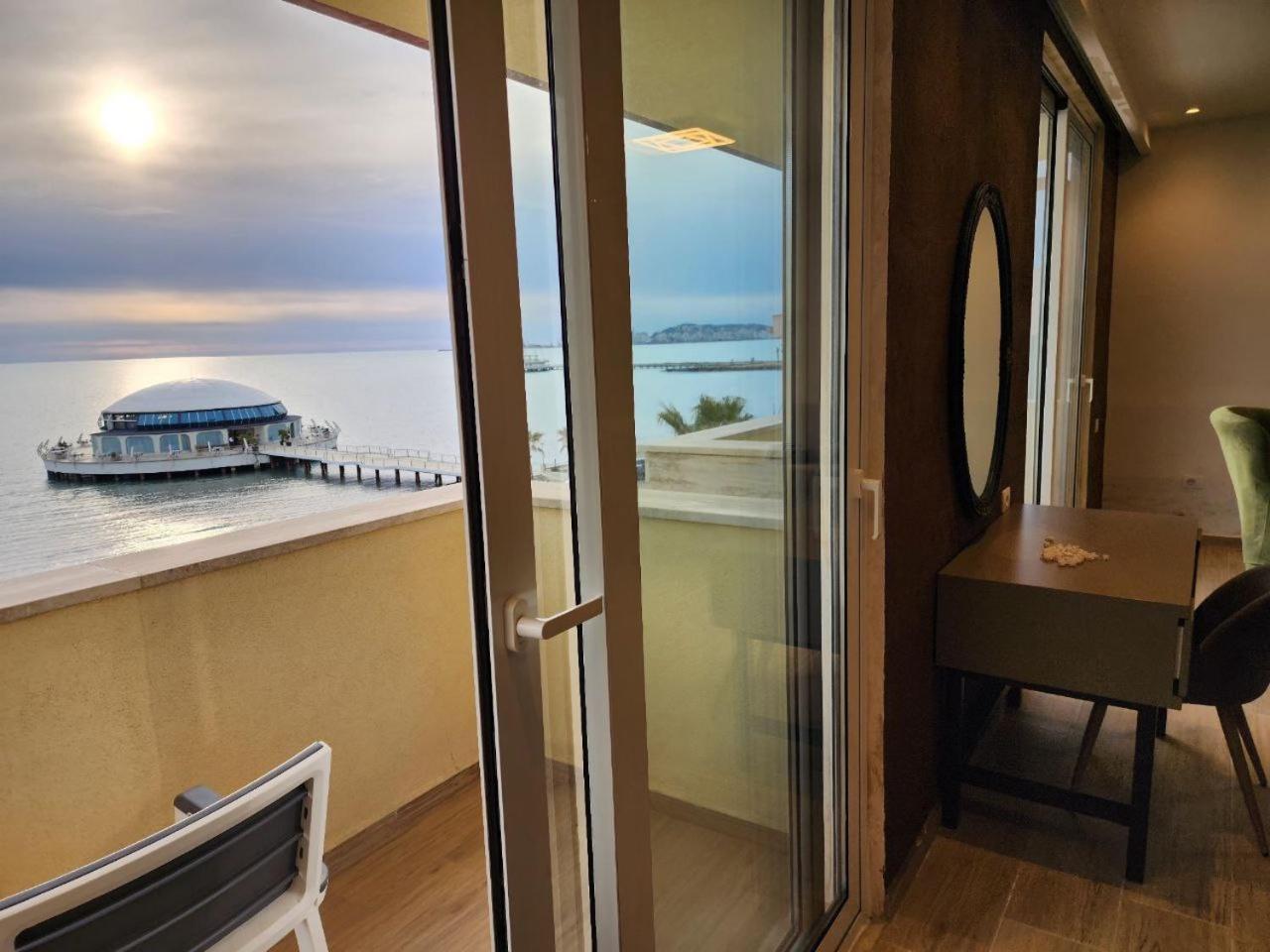 Hotel Maren Durres Exterior photo